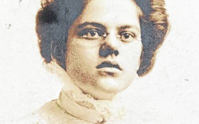 Annie Oakley by Hank Nuwer