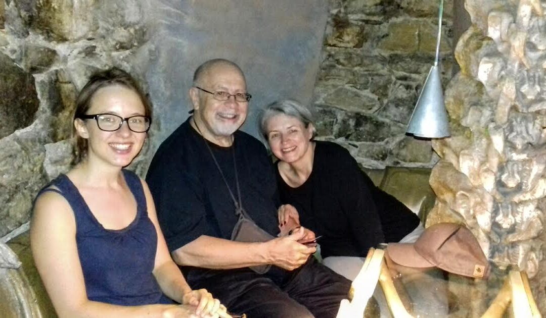 Le pidió a una desconocida en internet que fuera su guía turística por Europa. Luego se enamoraron